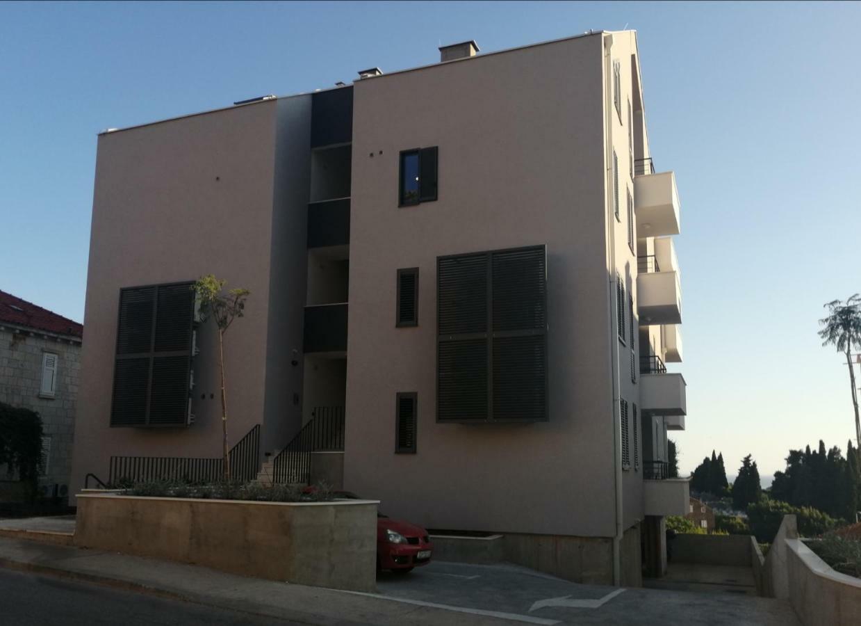 Apartment Regina Dubrovnik - Free Parking Bagian luar foto